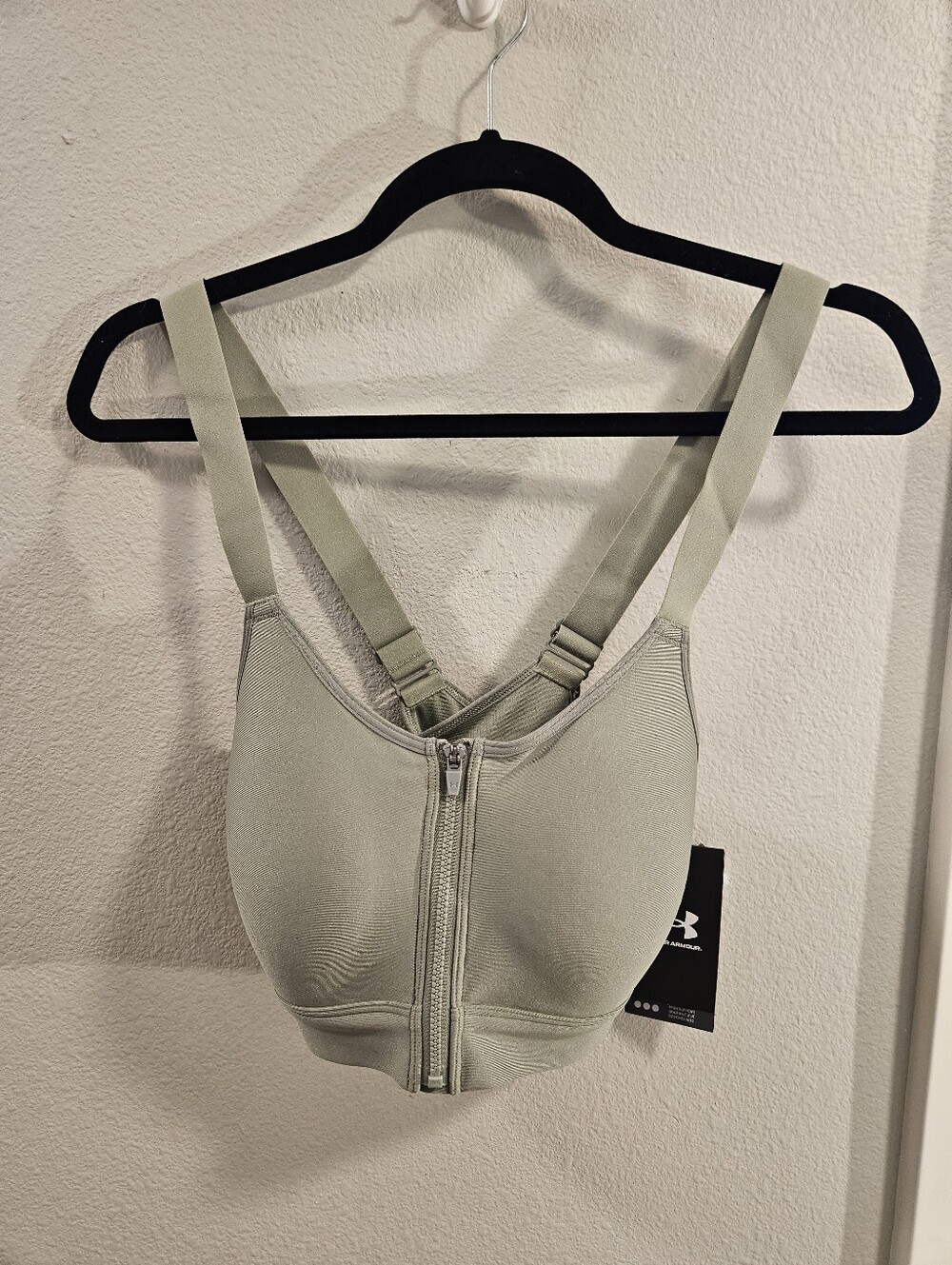 Under Armour Continuum High Zip Sports Bra Women Size Medium New Green